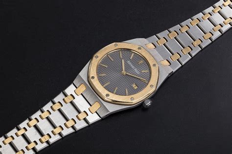 audemars piguet quartz movement